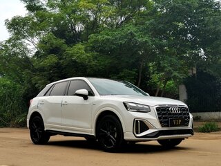 2021 Audi Q2 L 35 TFSI I Рестайлинг, белый, 2066000 рублей, вид 3