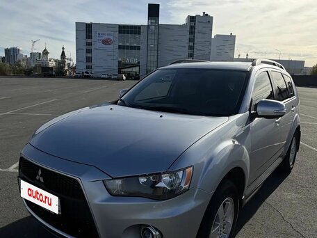 2012 Mitsubishi Outlander II Рестайлинг, серебристый, 1270000 рублей, вид 1