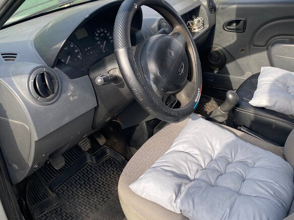 2006 Renault Logan I, серый, 250000 рублей - вид 2