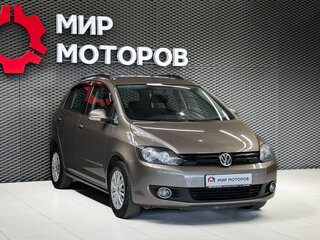 2011 Volkswagen Golf Plus II, коричневый, 750000 рублей, вид 3