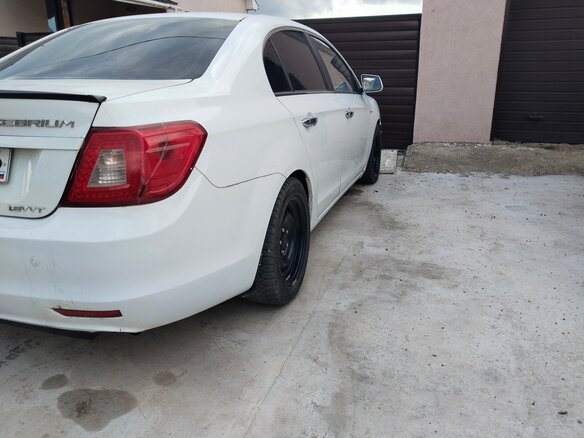 2014 Lifan Cebrium (720), белый - вид 4