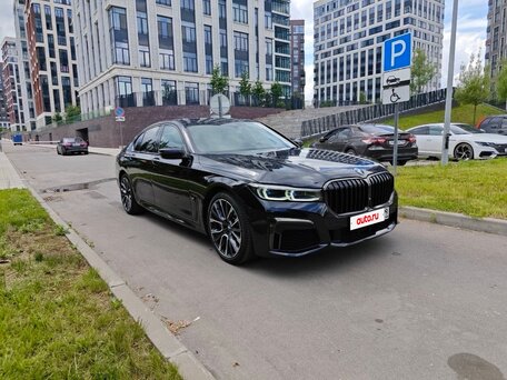 2021 BMW 7 серии 730d xDrive VI (G11/G12) Рестайлинг, чёрный, 5600000 рублей, вид 4