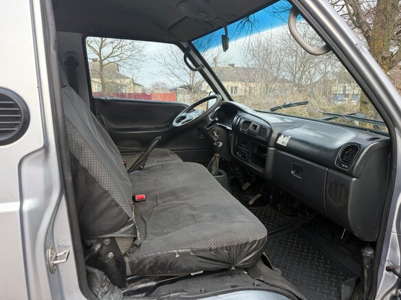 2011 Hyundai Porter, серебристый, 375000 рублей - вид 6