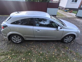 2007 Opel Astra GTC H Рестайлинг, чёрный, 380000 рублей, вид 3