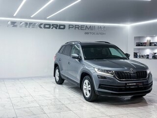 2020 Skoda Kodiaq I, серый, 3000000 рублей, вид 2