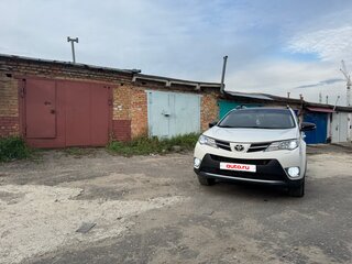 2014 Toyota RAV4 IV (XA40), белый, 1520000 рублей, вид 1