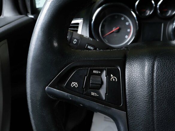 2011 Opel Astra J, серый, 719000 рублей - вид 10