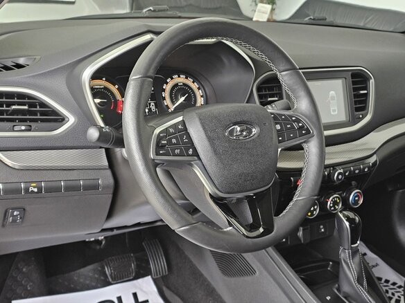 2024 Lada (ВАЗ) Vesta I Рестайлинг (NG), серебристый, 1739000 рублей - вид 11