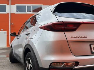2018 Kia Sportage IV Рестайлинг, серебристый, 2075000 рублей, вид 5