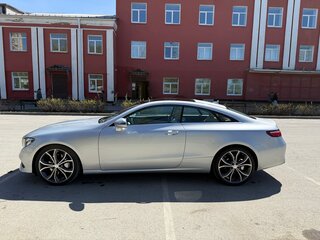 2018 Mercedes-Benz E-Класс 300 V (W213, S213, C238), серебристый, 3500000 рублей, вид 5