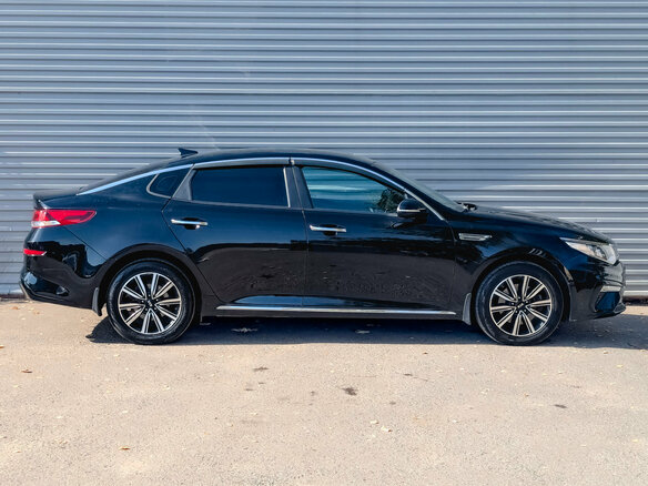 2019 Kia Optima IV Рестайлинг, чёрный, 1800000 рублей - вид 3