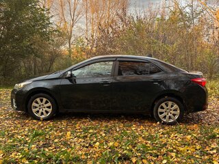 2013 Toyota Corolla XI (E160, E170, E180), синий, 1480000 рублей, вид 2