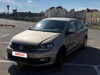 2017 Volkswagen Polo V Рестайлинг, бежевый, 1350000 рублей, вид 2