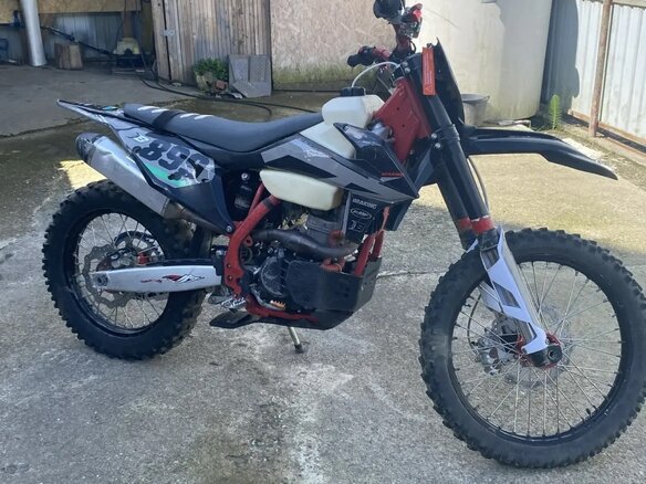 2021 Zuumav CBS 300, красный, 125000 рублей