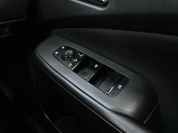 2022 Nissan Note e-Power III, белый, 1999000 рублей - вид 18