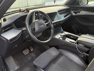 2023 Audi Q6 45 TFSI, чёрный, 5000000 рублей, вид 2