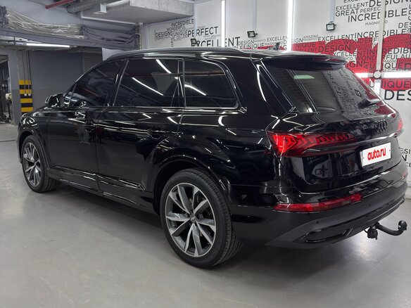 2020 Audi Q7 45 TDI II (4M) Рестайлинг, чёрный, 6490000 рублей - вид 10