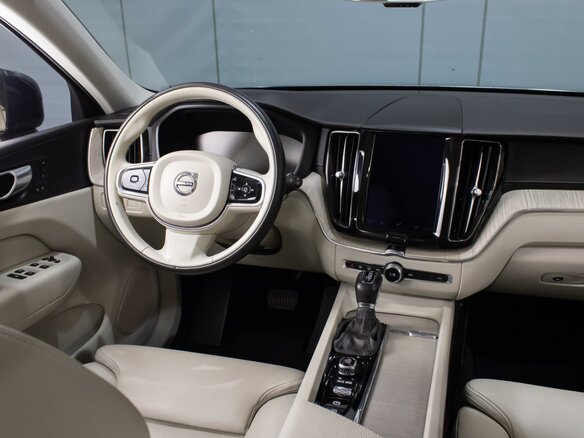 2020 Volvo XC60 II, голубой, 3450000 рублей - вид 10