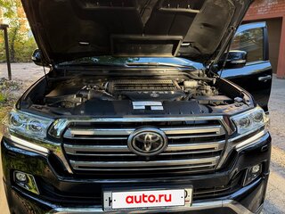 2016 Toyota Land Cruiser 200 Series Рестайлинг 2, чёрный, 4800000 рублей, вид 2