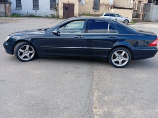 2001 Mercedes-Benz S-Класс 320 IV (W220), синий, 750000 рублей, вид 3