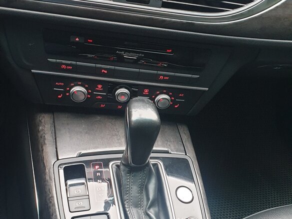 2018 Audi A6 IV (C7) Рестайлинг, чёрный, 2250000 рублей - вид 11