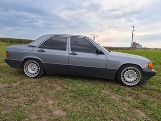 1992 Mercedes-Benz 190 (W201), серый, 600000 рублей, вид 5