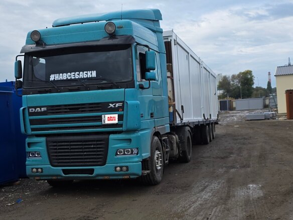 2004 DAF 95XF, синий, 2300000 рублей - вид 4