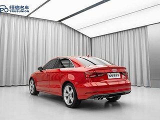 2018 Audi A3 III (8V) Рестайлинг, красный, 1515000 рублей, вид 4