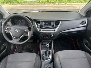 2017 Hyundai Solaris II, белый, 1270000 рублей, вид 5