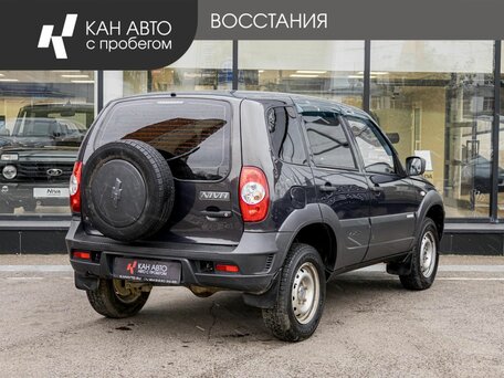 2014 Chevrolet Niva I Рестайлинг, серый, 520608 рублей, вид 3
