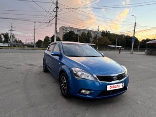 2011 Kia Ceed I Рестайлинг, синий, 520000 рублей, вид 2