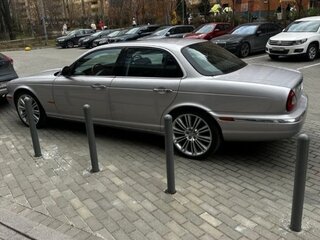 2005 Jaguar XJ III (X350/X358), серый, 2500000 рублей, вид 2