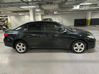 2010 Toyota Corolla X (E140, E150) Рестайлинг, чёрный, 800000 рублей, вид 4