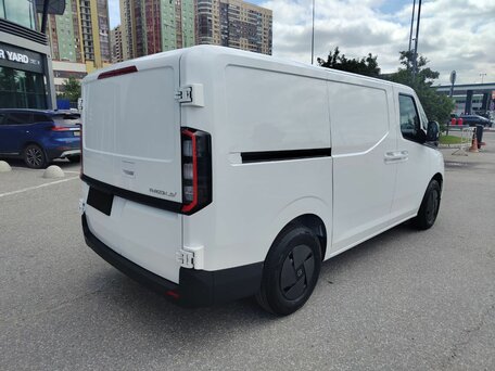 2026 Farizon SuperVan, белый, 5900000 рублей, вид 5