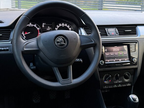 2017 Skoda Rapid I Рестайлинг, чёрный, 750000 рублей - вид 14