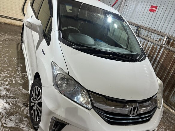 2014 Honda Freed I Рестайлинг 2, белый, 1300000 рублей