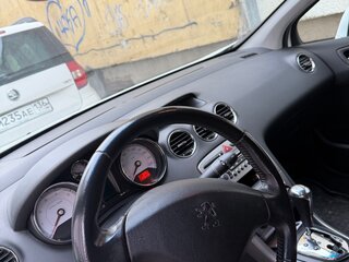 2009 Peugeot 308 I, белый, 450000 рублей, вид 5