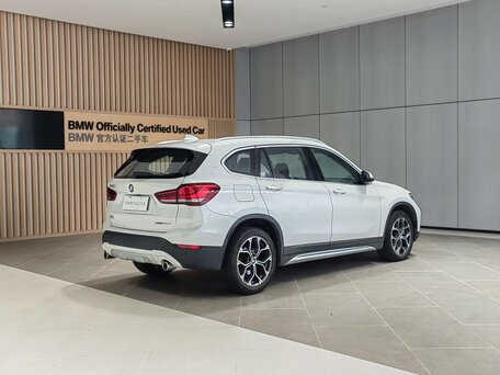 2023 BMW X1 Long 20Li sDrive II (F48) Рестайлинг, белый, 1900000 рублей, вид 3