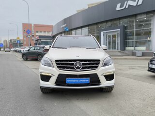 2013 Mercedes-Benz M-Класс AMG 63 AMG III (W166), белый, 2100000 рублей, вид 2