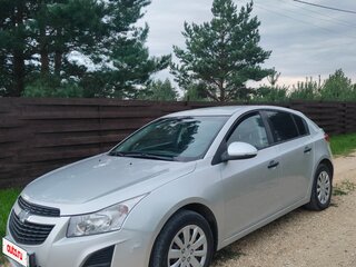2014 Chevrolet Cruze I Рестайлинг, серебристый, 655000 рублей, вид 1