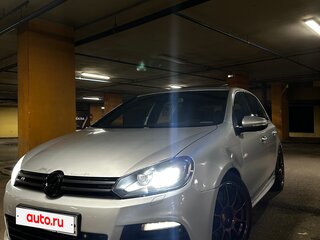 2011 Volkswagen Golf R VI, серебристый, 1350000 рублей, вид 2