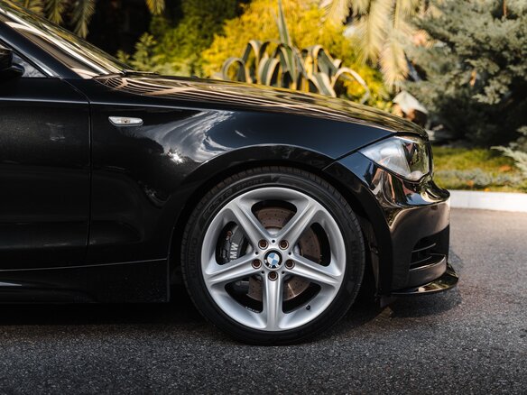 2008 BMW 1 серии 135i I (E81/E82/E87/E88) Рестайлинг, чёрный, 2000000 рублей - вид 16