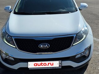 2014 Kia Sportage III Рестайлинг, белый, 1420000 рублей, вид 1