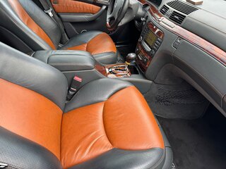 2004 Mercedes-Benz S-Класс 500 Long IV (W220) Рестайлинг, чёрный, 7500000 рублей, вид 4