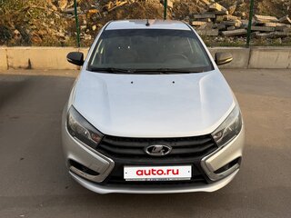 2016 Lada (ВАЗ) Vesta I, серебристый, 600000 рублей, вид 2