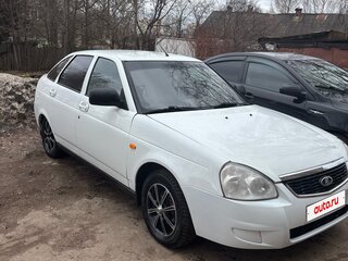 2015 Lada (ВАЗ) Priora I Рестайлинг, белый, 500000 рублей, вид 2