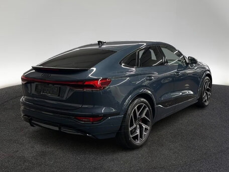 2026 Audi Q6 Sportback e-tron Quattro, синий, 9500000 рублей, вид 3