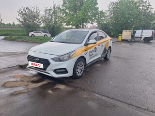 2019 Hyundai Solaris II, белый, 650000 рублей, вид 1