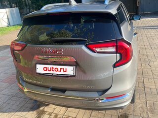 2024 GMC Terrain II Рестайлинг, серый, 2400000 рублей, вид 4