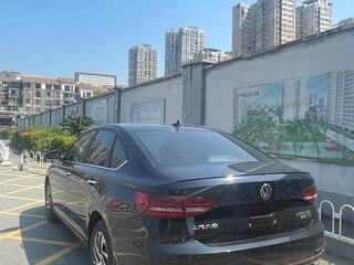 2023 Volkswagen Lavida III Рестайлинг, чёрный, 1160000 рублей, вид 4